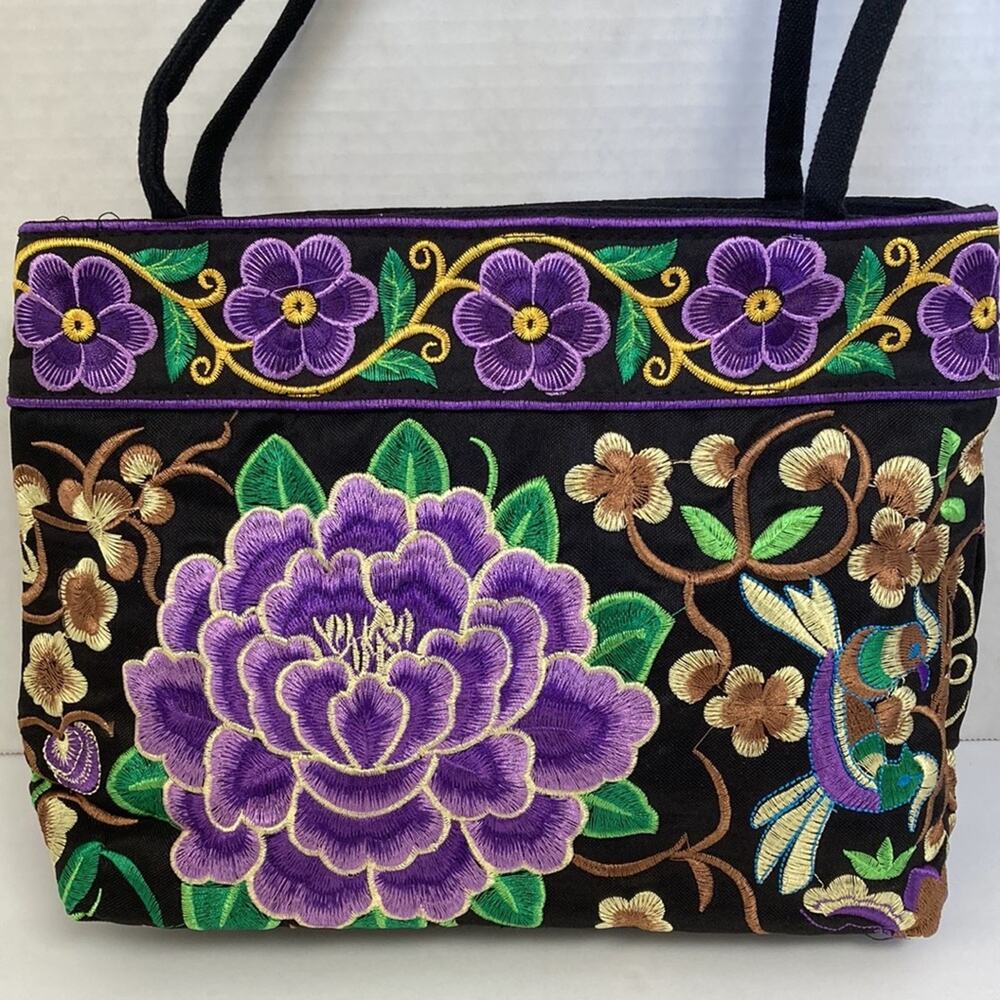 Embroidered Purse Pocketbook Bag Black Purples Tan New without Tags - Picture 4 of 9